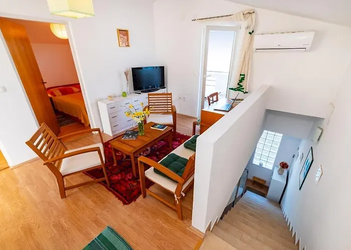 With Parking Space Rovanjska, Paklenica - 22989 *